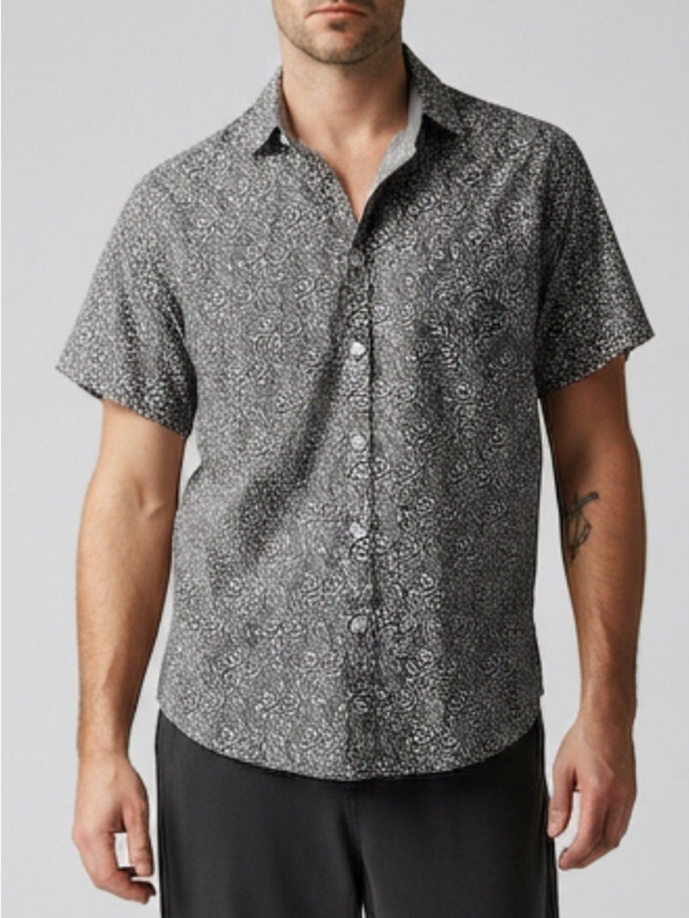 Men's Short Sleeve Patterned Shirt - Gray white